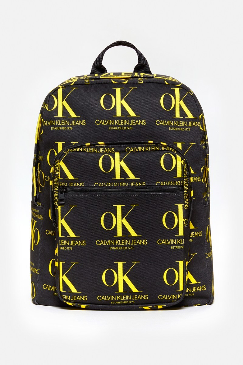 CALVIN KLEIN JEANS æ¯ç· EST. 1978 å¨æ°ç³»åä¸æ¶