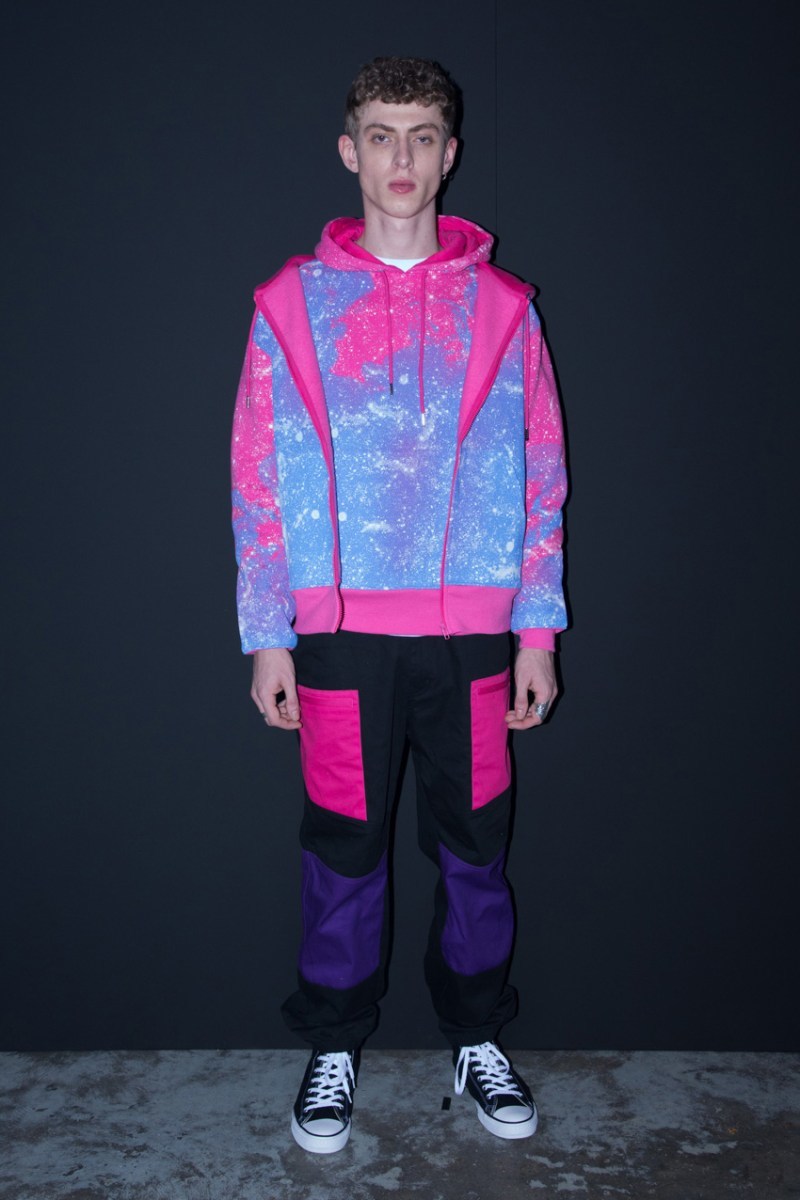 CLOT æ¼å·´é»å±ç¤º 2019 ç§å¬ãOut of This Worldãç³»å