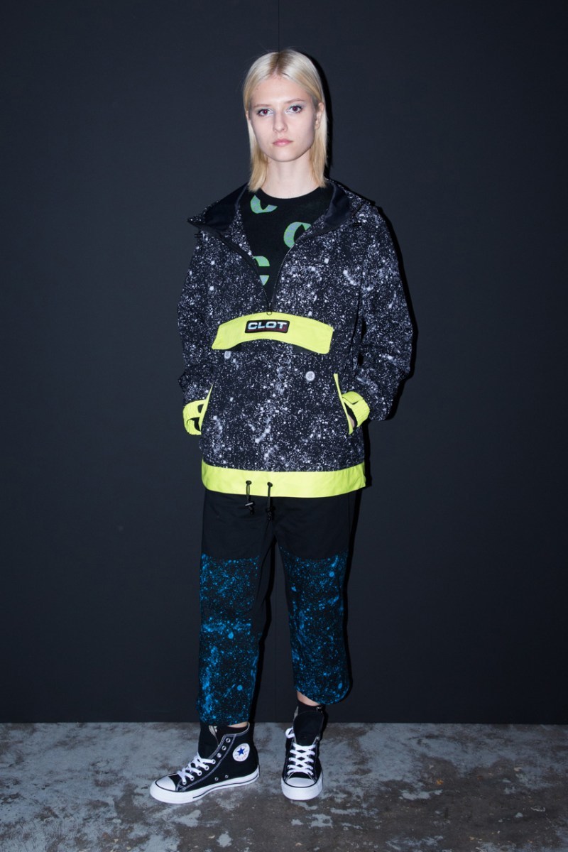 CLOT æ¼å·´é»å±ç¤º 2019 ç§å¬ãOut of This Worldãç³»å