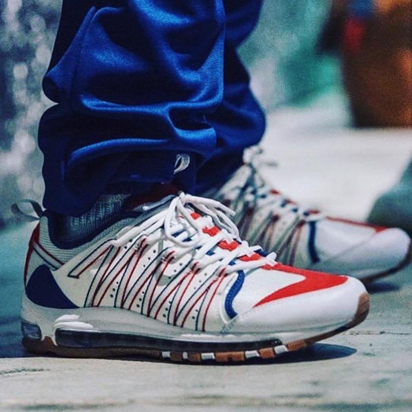 CLOT æ¼å·´é»å±ç¤º 2019 ç§å¬ãOut of This Worldãç³»å