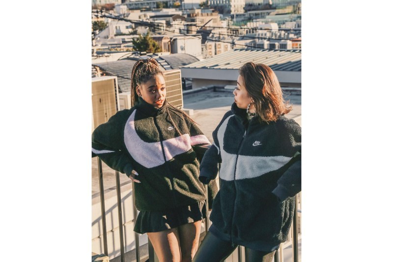 Nike è¿½å æ¨åºæ°é
è² Big Swoosh éé¢å¤å¥