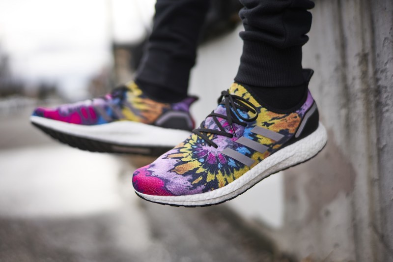 Foot Locker x adidas å
¨æ° SPEEDFACTORY AM4ATL ä¼åç»å ´