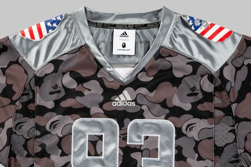 A BATHING APEÂ:registered: x adidas å
¨æ°è¯åç³»åæ£å¼ç¼ä½