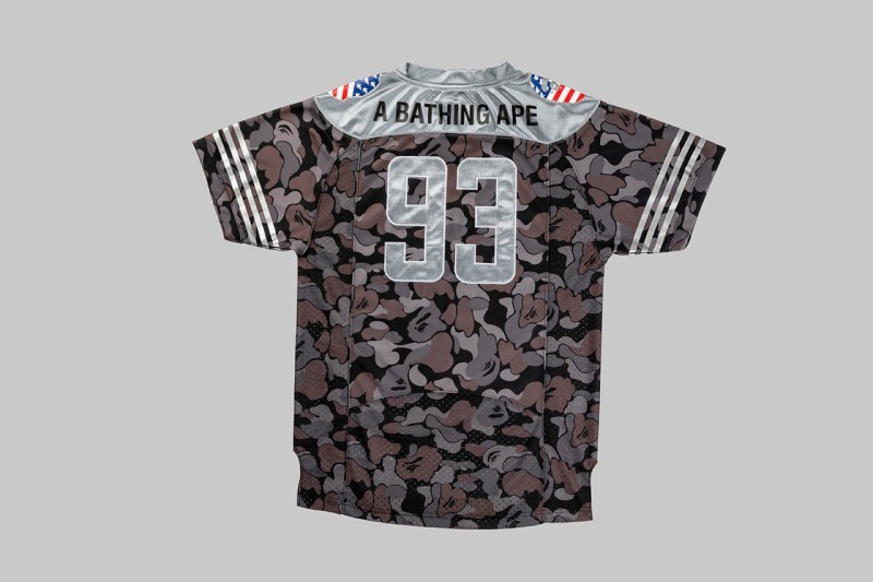 A BATHING APEÂ:registered: x adidas å
¨æ°è¯åç³»åæ£å¼ç¼ä½