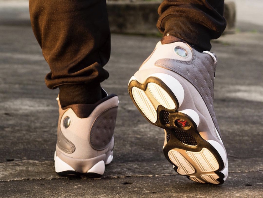 Air-Jordan-13-Retro-Atmosphere-Grey-414571-016-Release-Date-On-Feet-3.jpg