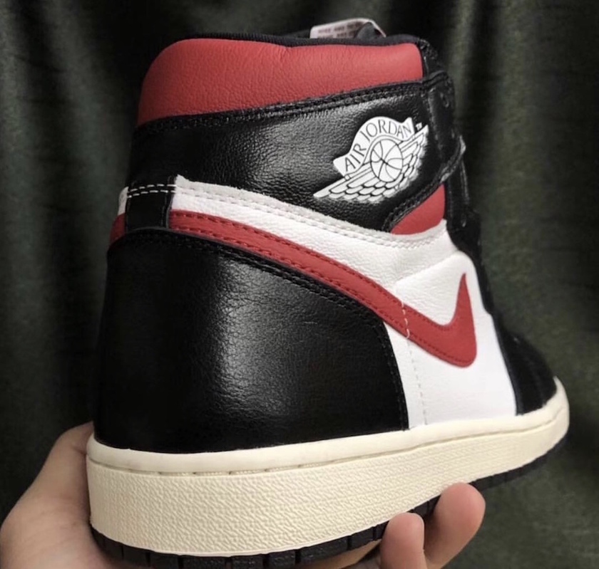 Air Jordan 1é»è²ç½è²å¥èº«æ¿çº¢è²555088-061 2019å叿¥æ