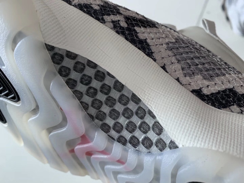 Air Jordan 11ä½èç:registered:æµéª¨CD6846-002åå¸æ¥æä»·æ ¼