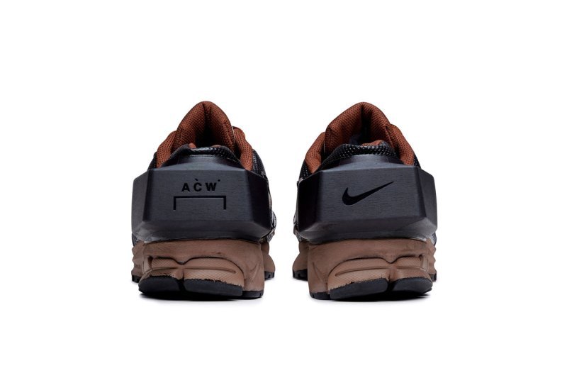 A-COLD-WALL* x Nike å
¨æ°è¯å Vomero Zoom +5 ç¡é è¦ä¸æ¶