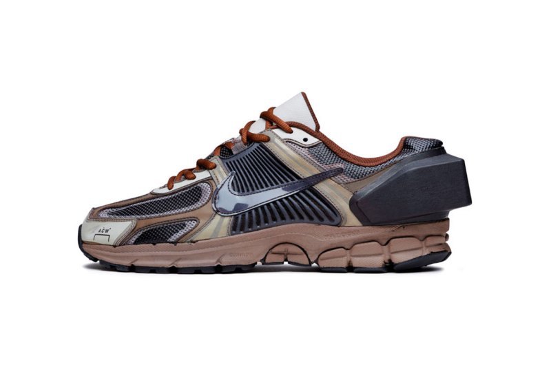 A-COLD-WALL* x Nike å
¨æ°è¯å Vomero Zoom +5 ç¡é è¦ä¸æ¶