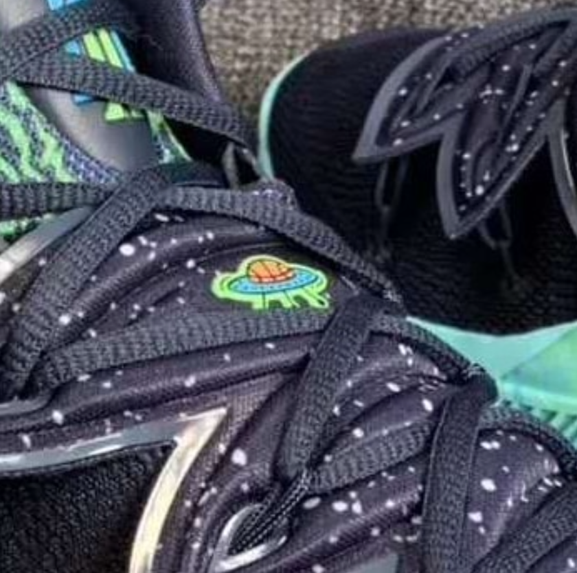 Nike Kyrie 5 UFO绿è²é»è²å叿¥æ