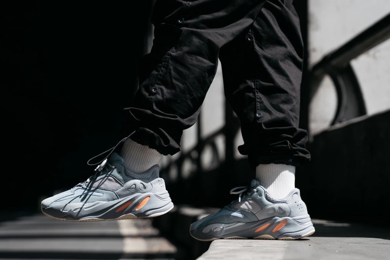 æ¶å
é è¦½ YEEZY BOOST 700 å
¨æ°é
è²ãInertiaãææ°ä¸è
³å輯