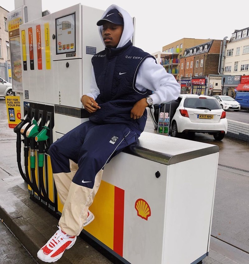 Supreme x Nike å
¨æ°è¯å Air Max Tailwind 4 ç´
è²çæ¬æå
