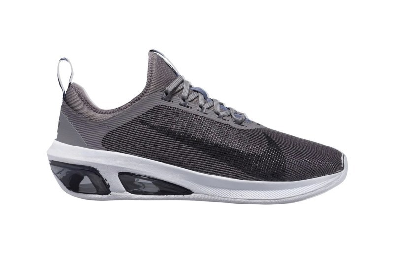 æ¶å
é è¦½ Nike å
¨æ°éå Air Max Fly