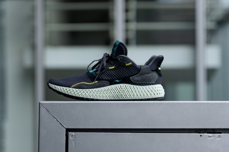 æ¶å
é è¦½ adidas ZX 4000 4D å
¨æ°ãCarbonãé
è²