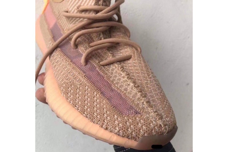 æ¶å
é è¦½ YEEZY BOOST 350 V2 å
¨æ°ãClayãé
è²