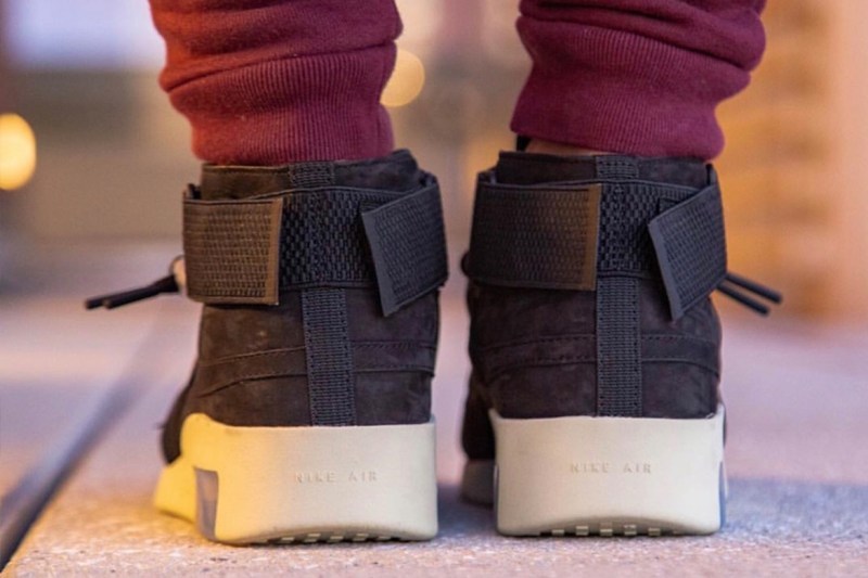 Nike Air Fear of God 180ãBlackãéè²ä¸è³é è¦½