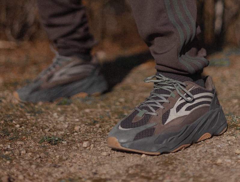 adidas Yeezy Boost 700 V2 Geodeå叿¥æä»·æ ¼