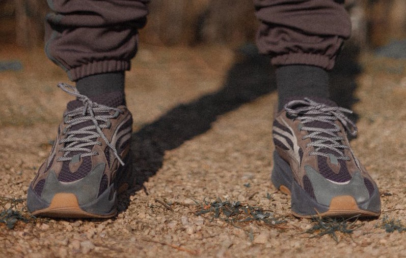adidas Yeezy Boost 700 V2 Geodeå叿¥æä»·æ ¼