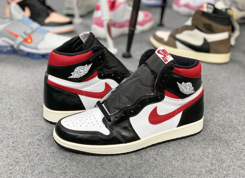 Air Jordan 1 High OG Gym Red 555088-061 Release Date