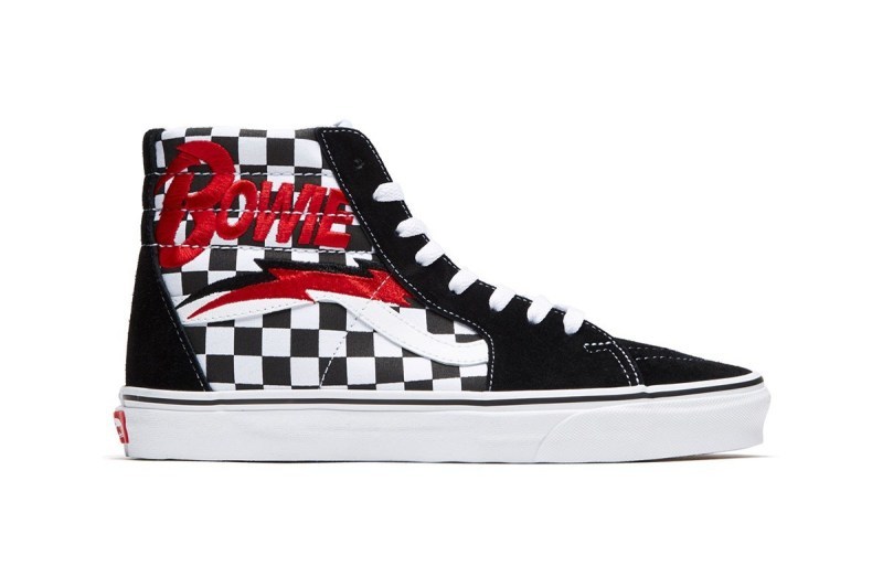 Vans æ¨åºå
¨æ°ç³»åè´æ¬ææ»¾å·¨æ David Bowie