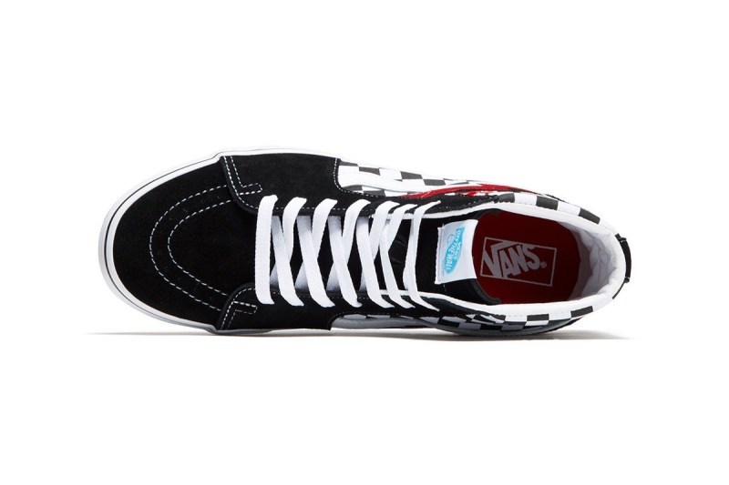 Vans æ¨åºå
¨æ°ç³»åè´æ¬ææ»¾å·¨æ David Bowie