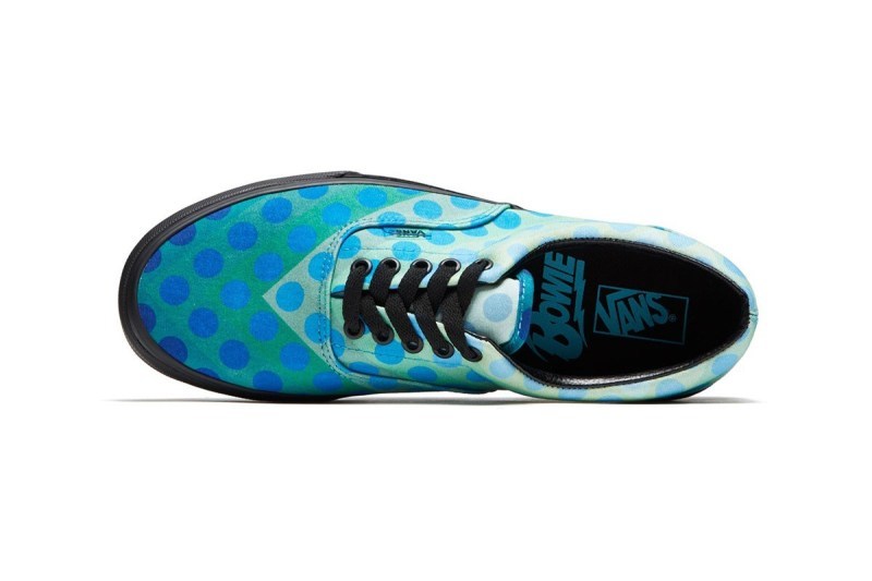 Vans æ¨åºå
¨æ°ç³»åè´æ¬ææ»¾å·¨æ David Bowie