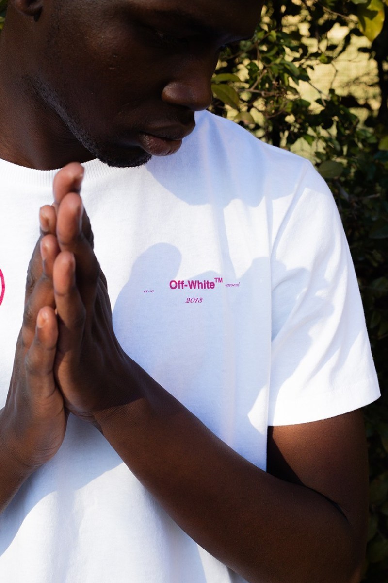 Off-White⢠2019 æ¥å¤å
¨æ°ãTRIPPYã奿³¨ç³»åç»å ´