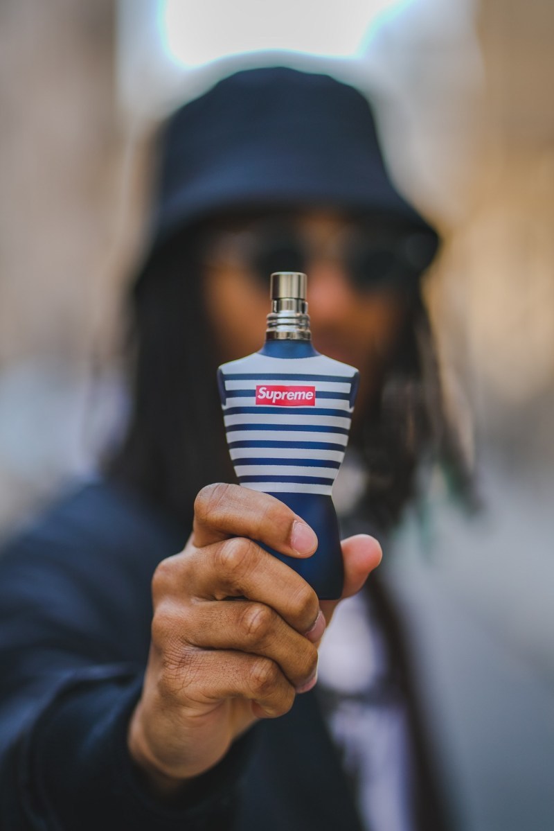 è¿è³ Supreme x Jean Paul Gaultier 2019 æ¥å¤è¯åç³»å