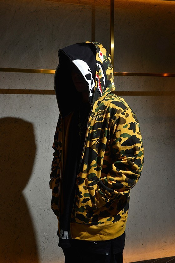 mastermind vs A BATHING APEÂ:registered: 2019 å¹´åå¤æ°åéåº