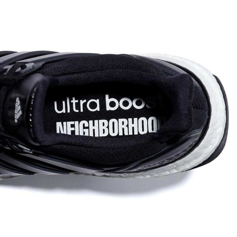 NEIGHBORHOOD x adidas å
¨æ°è¯å UltraBOOST ç³»åå:registered:æ¹åçéåº