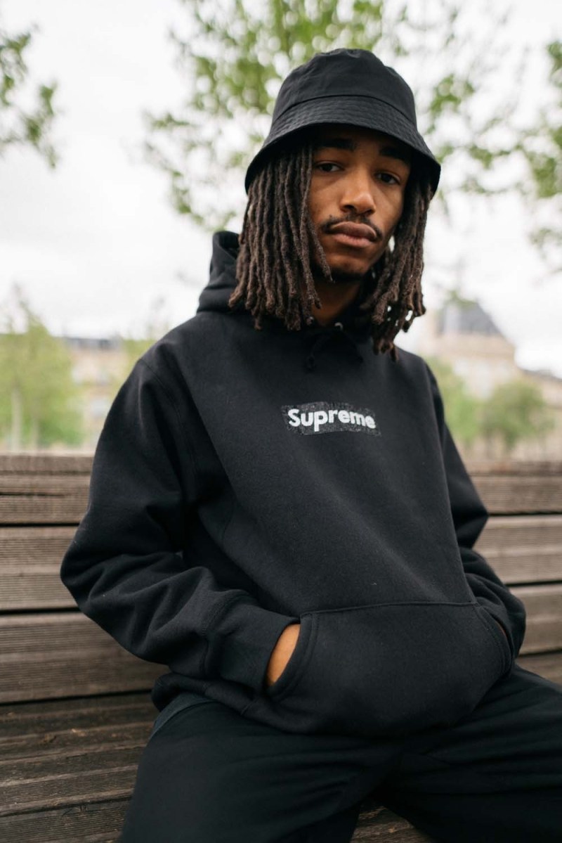 çå
è¿è¦½ Supreme x SwarovskiÂ:registered: 25 é±å¹´ç´å¿µç³»å