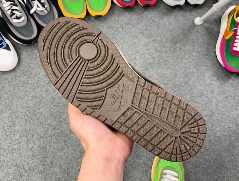 Travis Scott Air Jordan 1ä½CQ4277-001å叿¥æä»·æ ¼
