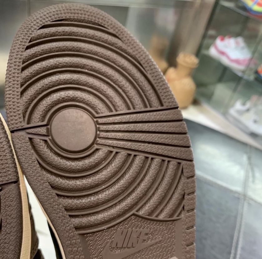 Travis Scott Air Jordan 1 Low Dark Mocha CQ4277-001å叿¥æä»·æ ¼