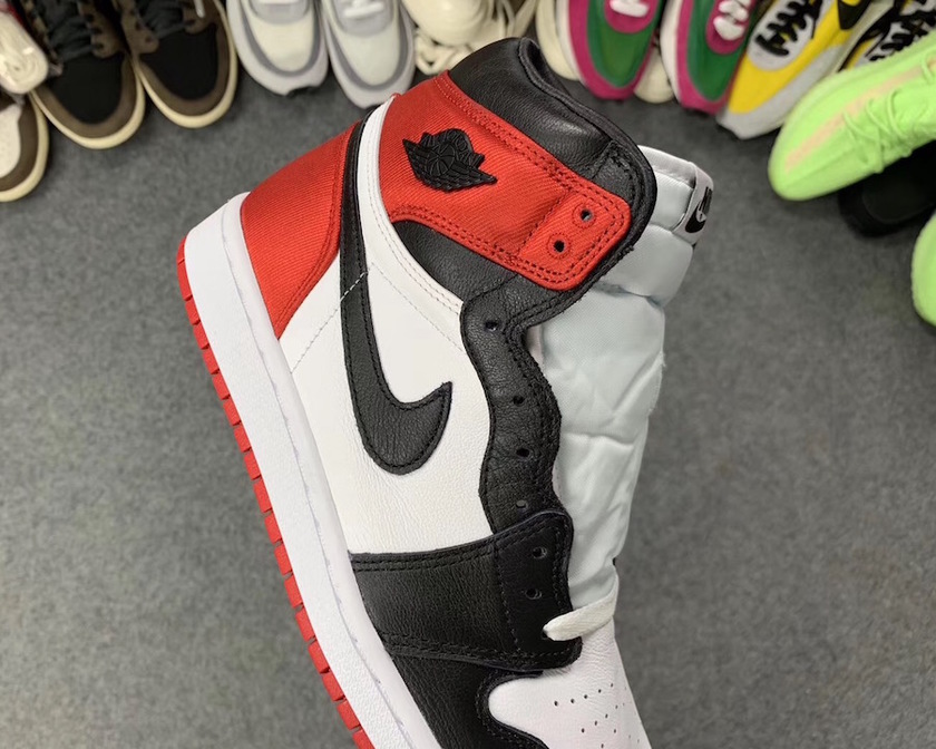Air Jordan 1女è£
ç¼é¢é»è²é头CD0461-016å叿¥æ