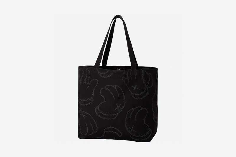 UNIQLO x KAWS å
¨æ°èåãKAWS: SUMMERãUT ç³»åå:registered:æ´ååä¸è§