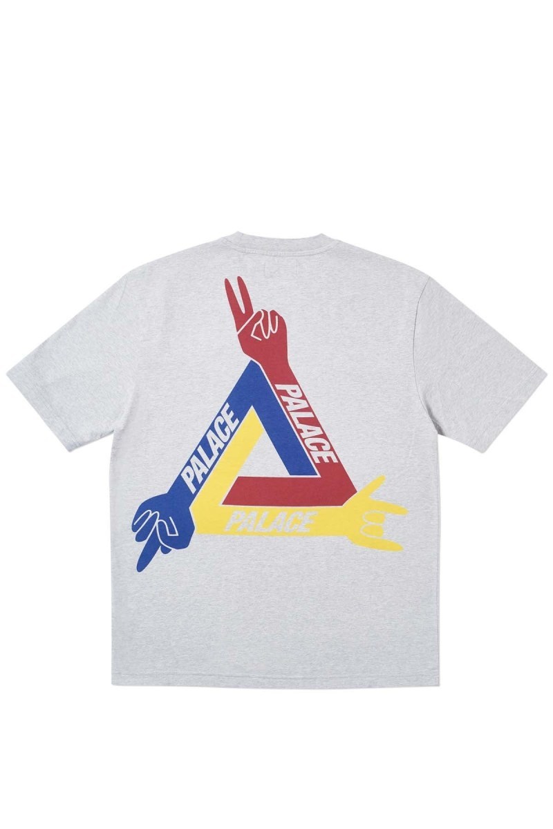 Palace èæ:copyright:æ´å¥è¨è¨å¸« Jean-Charles de Castelbajac æ¨åºè¯åç³»å
