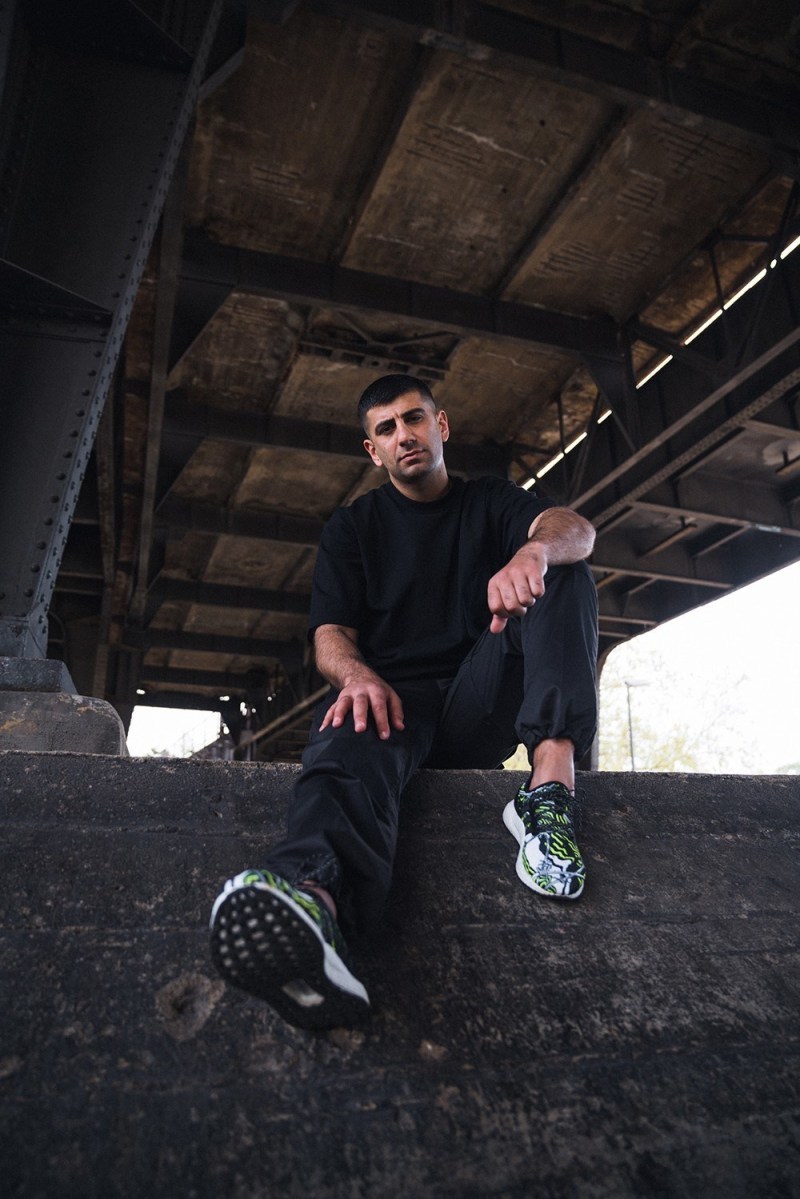 Foot Locker x adidas å
¨æ°è¯å SPEEDFACTORY AM4ãææã奿³¨é
è²