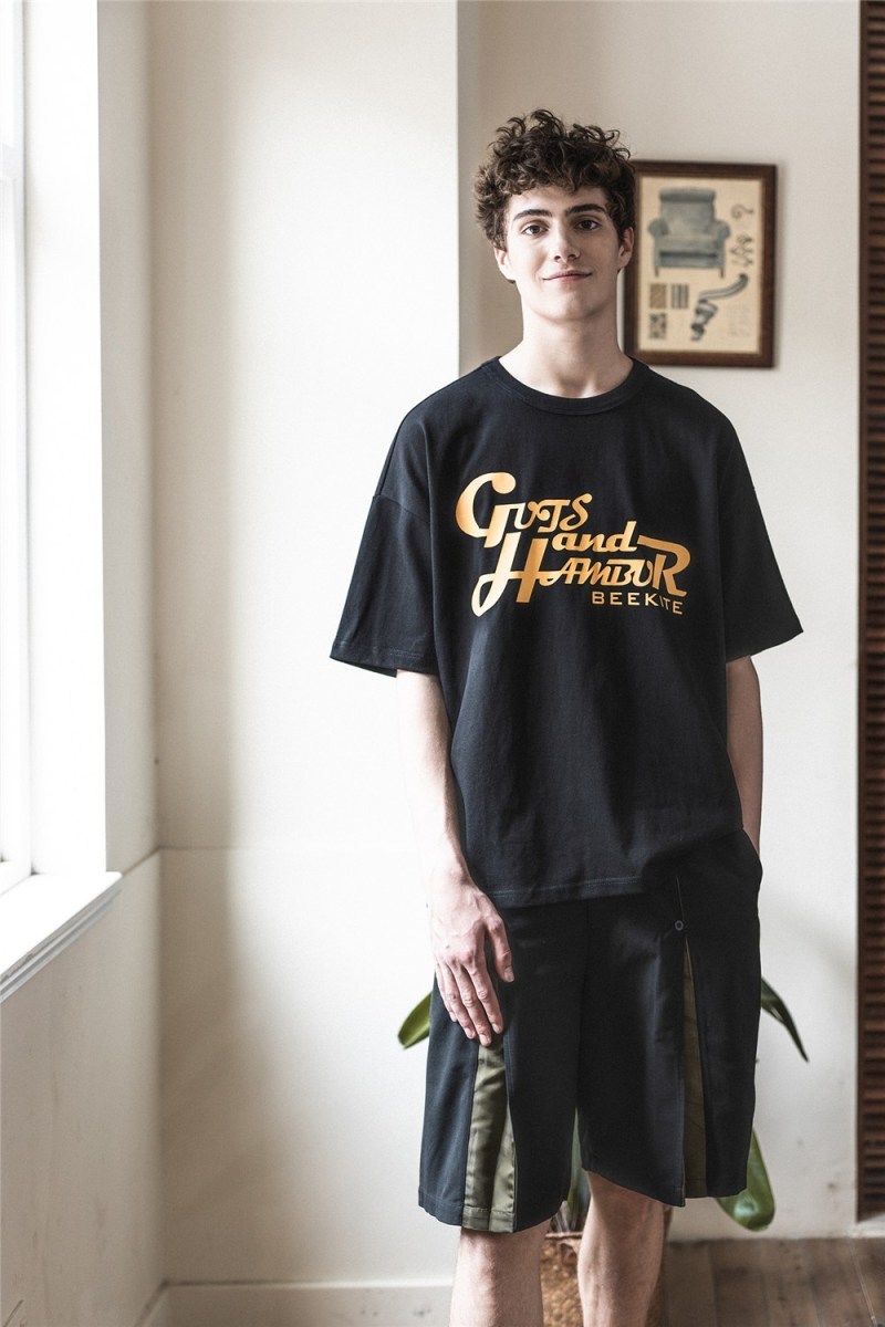 BEEKITE x GUTS & HAMBUR å
¨æ° Lookbook æ£å¼éåº