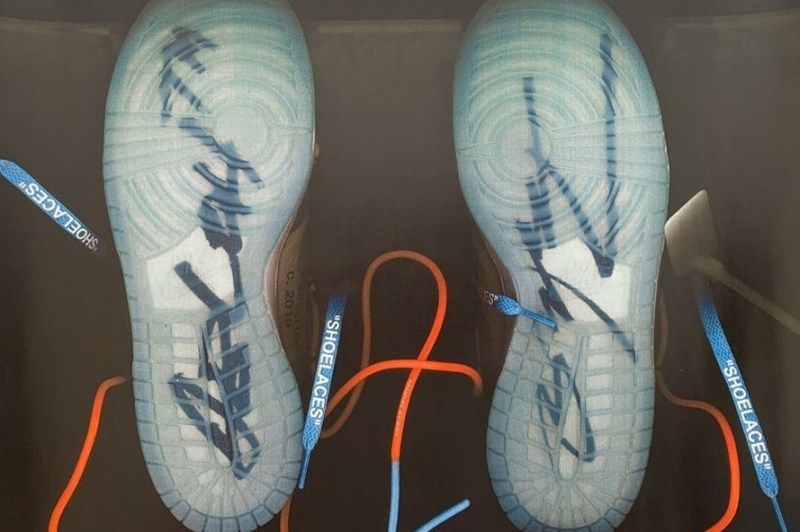 Virgil Abloh æ¶å
å
¬éå
¨æ° Off-White⢠x Futura x Nike SB Dunk Low è¯ä¹é款