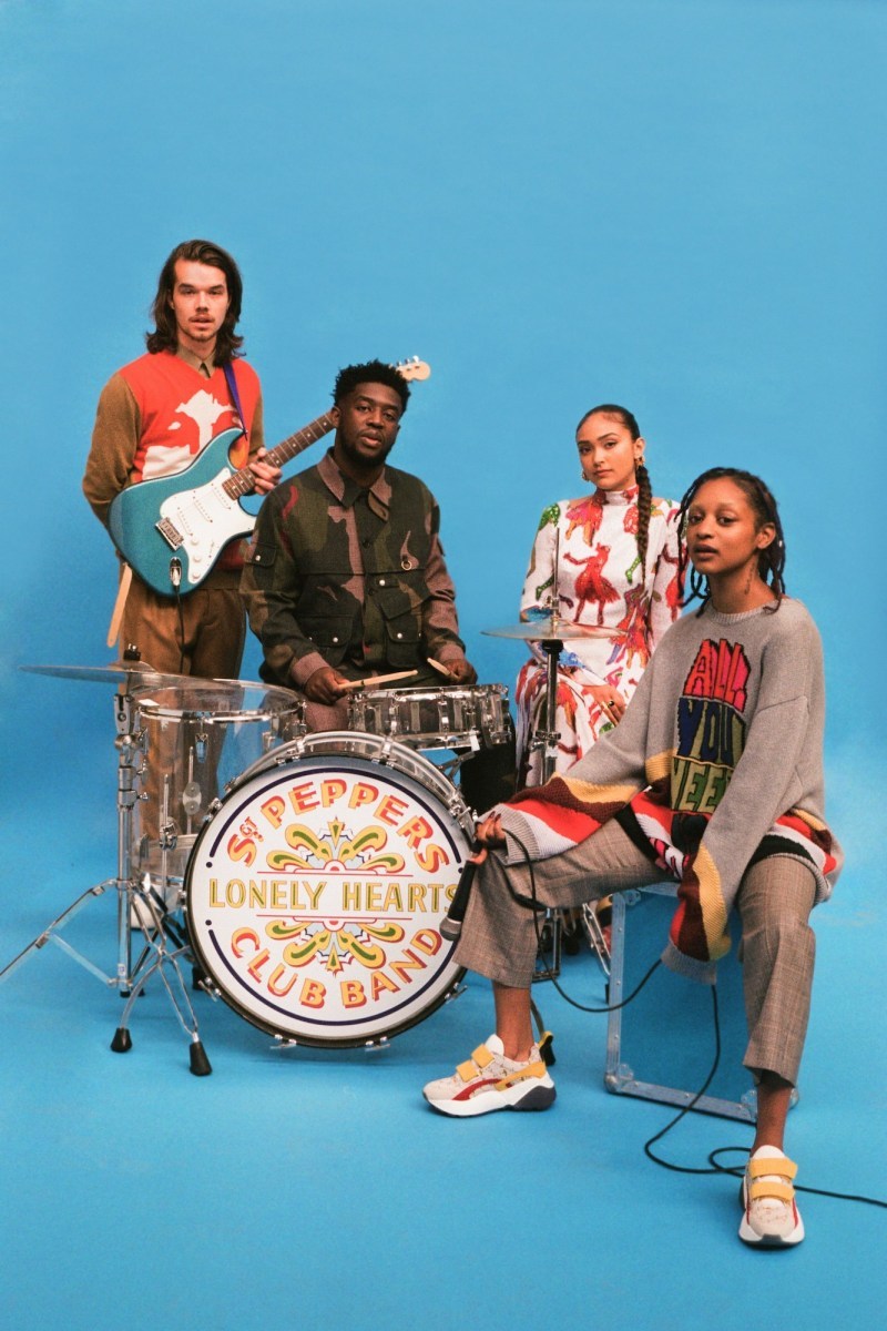Stella McCartney æ¨åºå
¨æ°ãAll Together Nowãç³»å