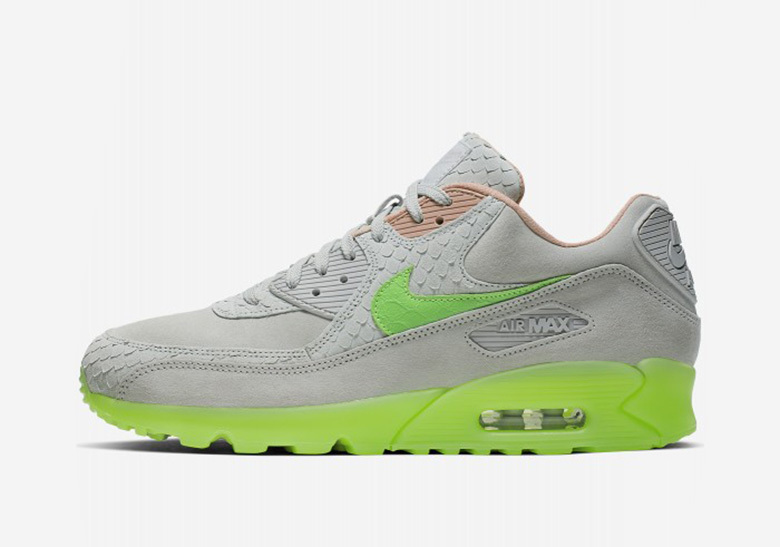 nike-air-max-90-Snake-ck0902-001-3.jpg