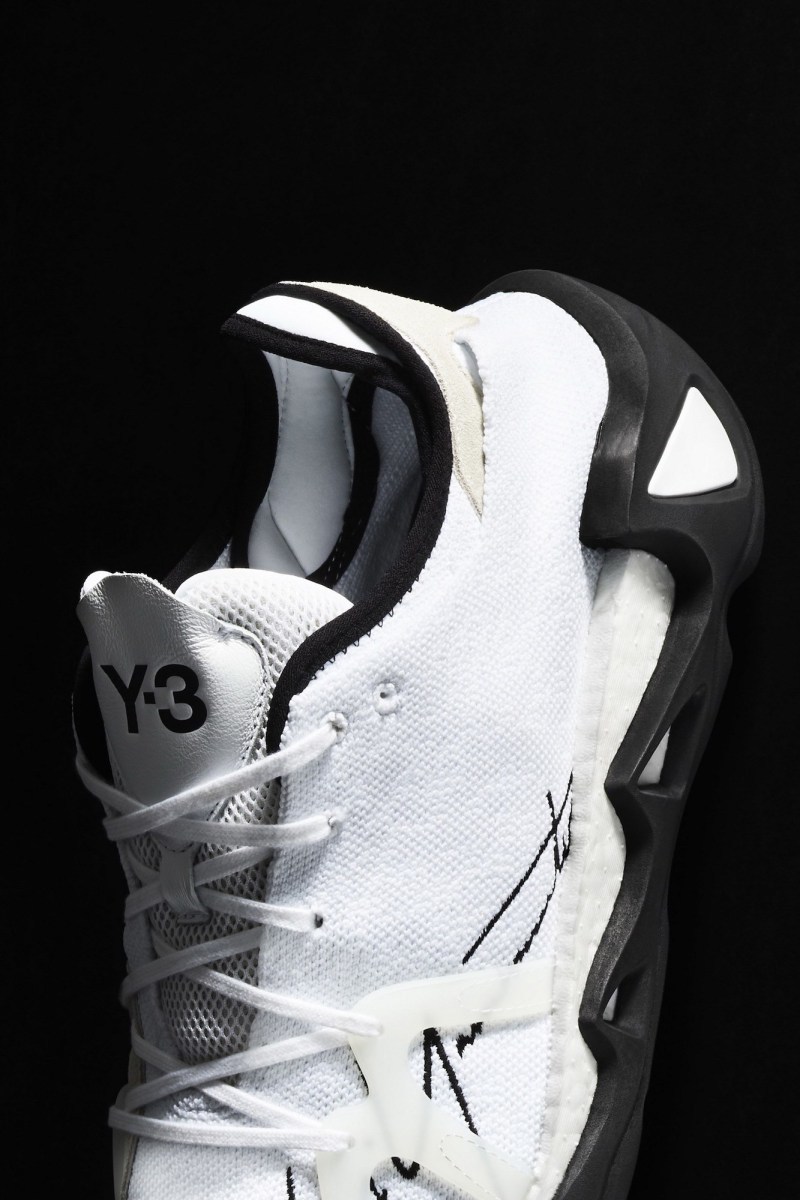 Y-3 æ¨åºå
¨æ°é款 FYW S-97