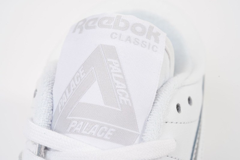 Palace x Reebok Classics å
¨æ°è¯å Pro Workout Low ç³»åæ£å¼ç»åº