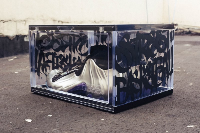 Nike Air Flightposite å
¨æ°é
è²è¨è¨ç»å ´