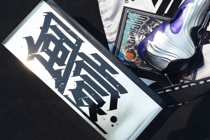 Nike Air Flightposite å
¨æ°é
è²è¨è¨ç»å ´