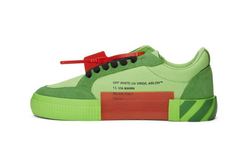 ä¸è²é½ç¼ï¼Off-Whiteâ¢ãVulcanized Low-Topsãæ¼ SSENSE æ£å¼ç¼å:registered: