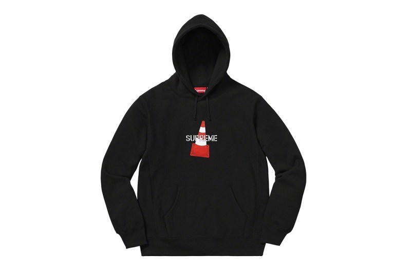 Supreme æ£å¼ç¼ä½ 2019 ç§å¬è¡è¡£ç³»å