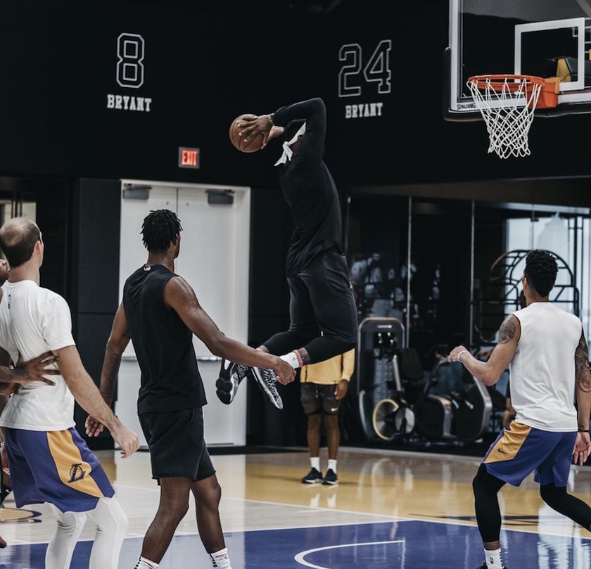 Nike LeBron 17 Black Whiteå叿¥æ