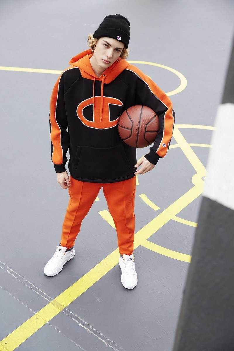 Champion å
¨æ° 2019 ç§å¬ç³»åæ£å¼éåº