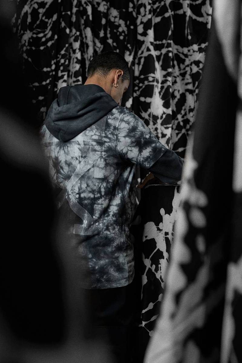 èæå·¥è - Off-White⢠x END. å
¨æ°è¯ä¹ç³»åå
¬ä½